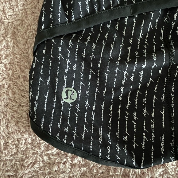 lululemon speed up shorts - Picture 4 of 4
